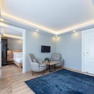 Apartahotel Art Karakoey